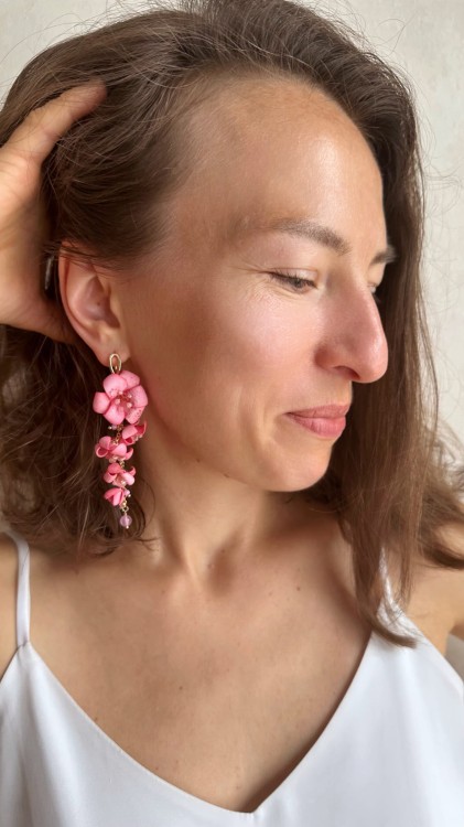 Pink lilly earrings, bridal blush floral jewelry  (3).jpeg