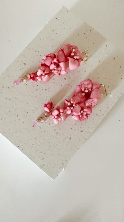 Pink lilly earrings, bridal blush floral jewelry  (4).jpeg